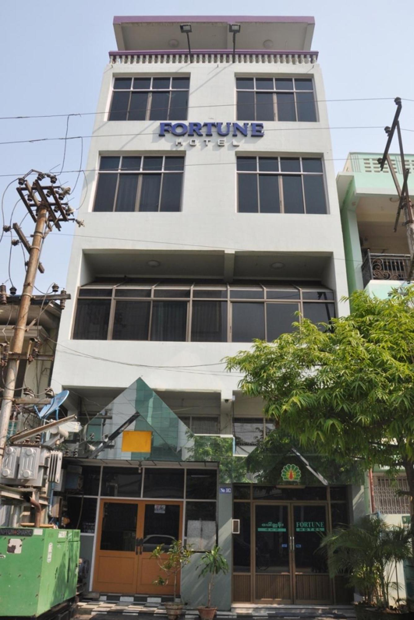 Fortune Hotel Mandalay Bagian luar foto