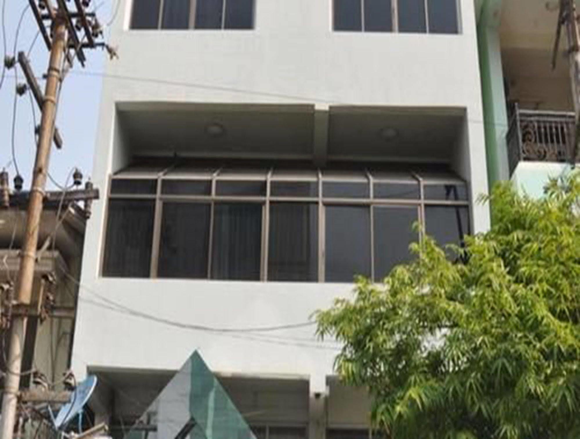 Fortune Hotel Mandalay Bagian luar foto